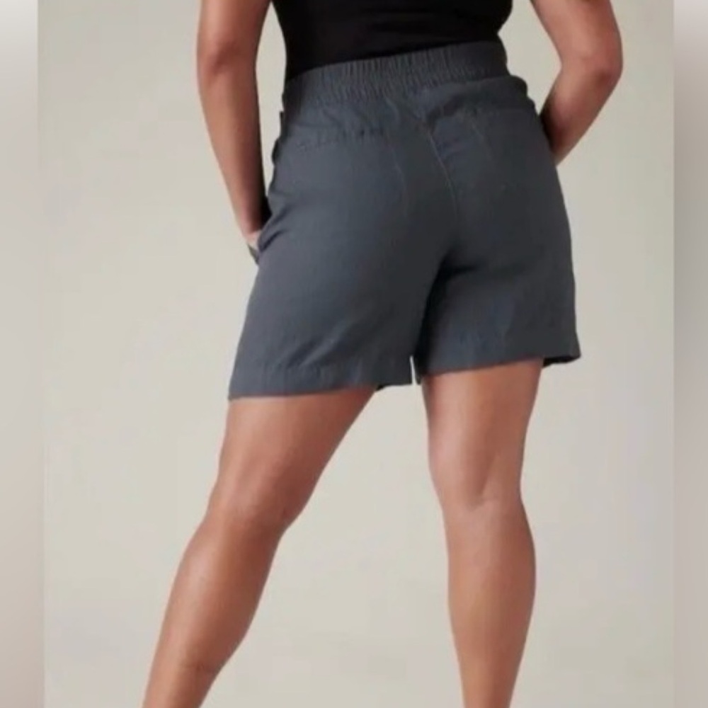 COPY - NWT-Athleta Granite Blue Voyager Linen Short - Picture 2 of 4